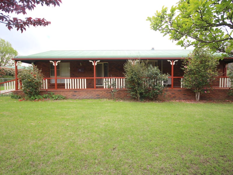 20 Naas Street, Tenterfield, NSW 2372