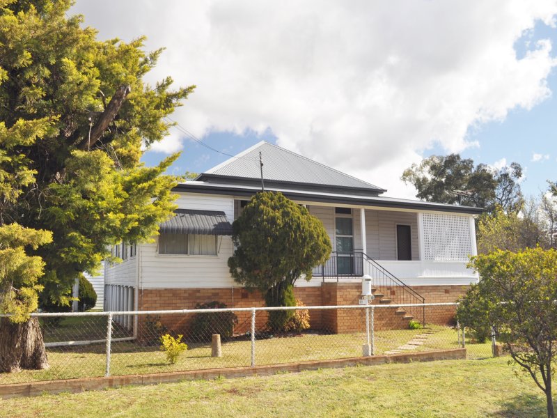 69B Gibbons Street, Narrabri, NSW 2390 Property Details