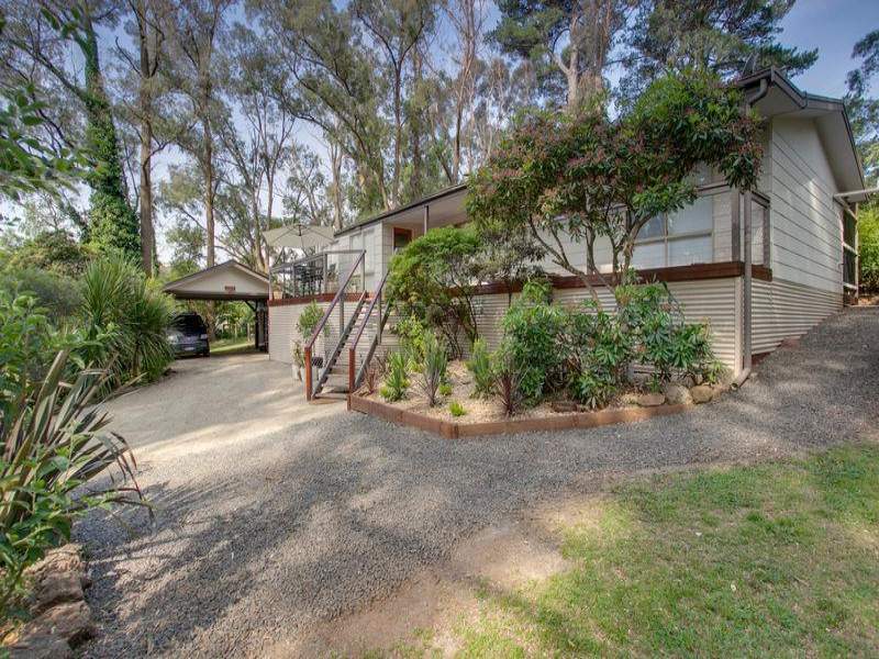 5 Neville Road, Gembrook, Vic 3783 Property Details