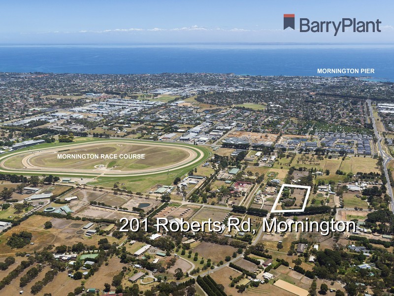 201 Roberts Road, Mornington, Vic 3931 Property Details