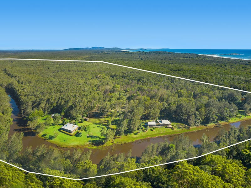 1116 Point Plomer Road, Crescent Head, NSW 2440