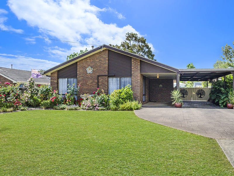 8 Chamberlain Crt, Hamilton, Vic 3300