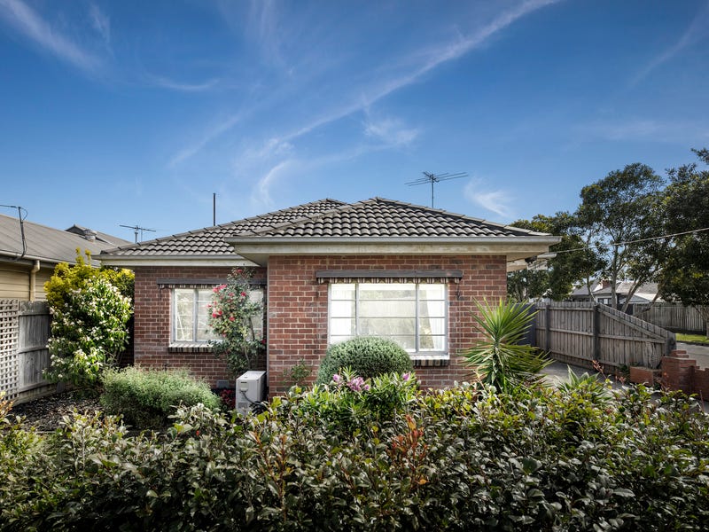 17 Banbury Road, Reservoir, Vic 3073 Property Details