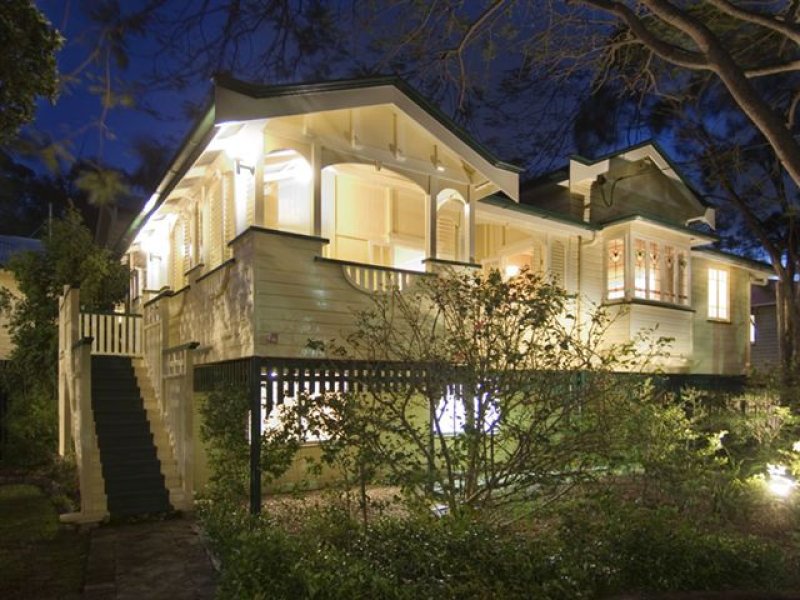 36 Weinholt Street, Sherwood, Qld 4075 Property Details