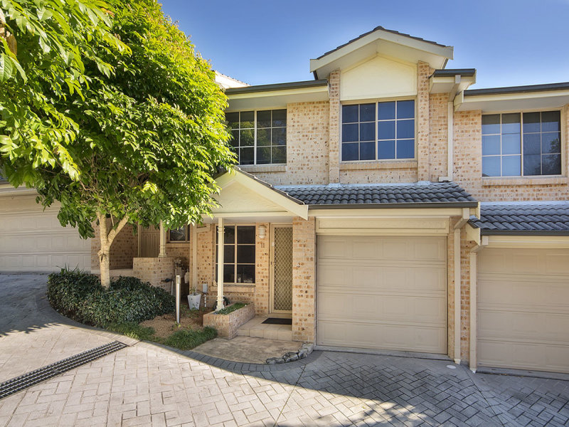 11/10 Strickland Street, Heathcote, NSW 2233 Property Details