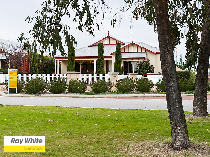 11 Wollaston Vsta, Ellenbrook, WA 6069