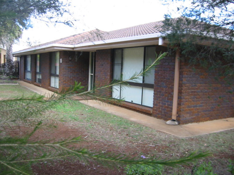 18 Kingsford Smith Drive, Wilsonton, QLD 4350