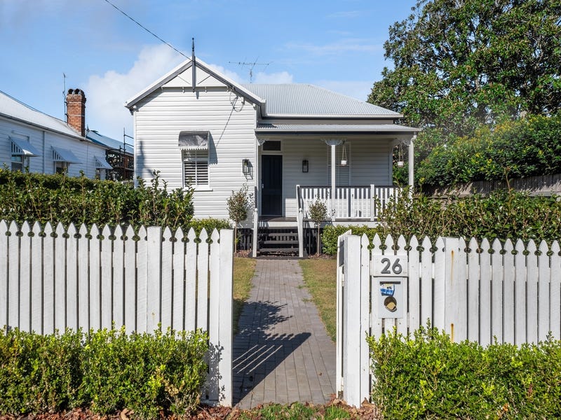 26 Bridge Street, East Toowoomba, QLD 4350 - realestate.com.au