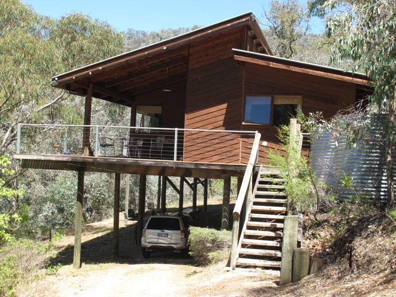 2 Spade Cove Taylor Bay, Eildon, Vic 3713 Property Details