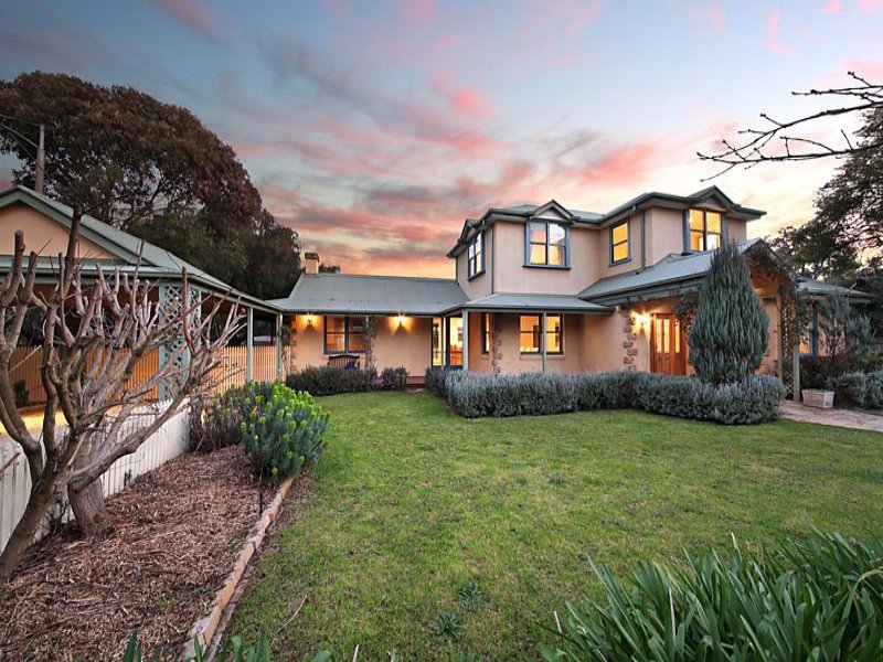 100 Farm Road, Cheltenham, VIC 3192