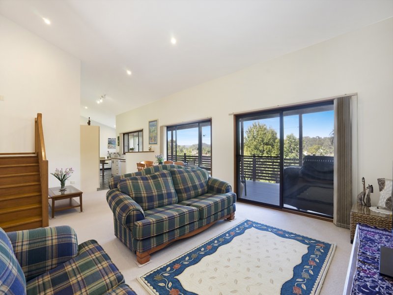 122 Greenhaven Drive, Umina Beach, NSW 2257