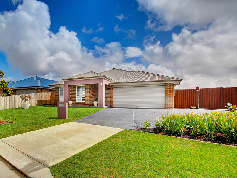 11 Stewart Street, Renwick, NSW 2575