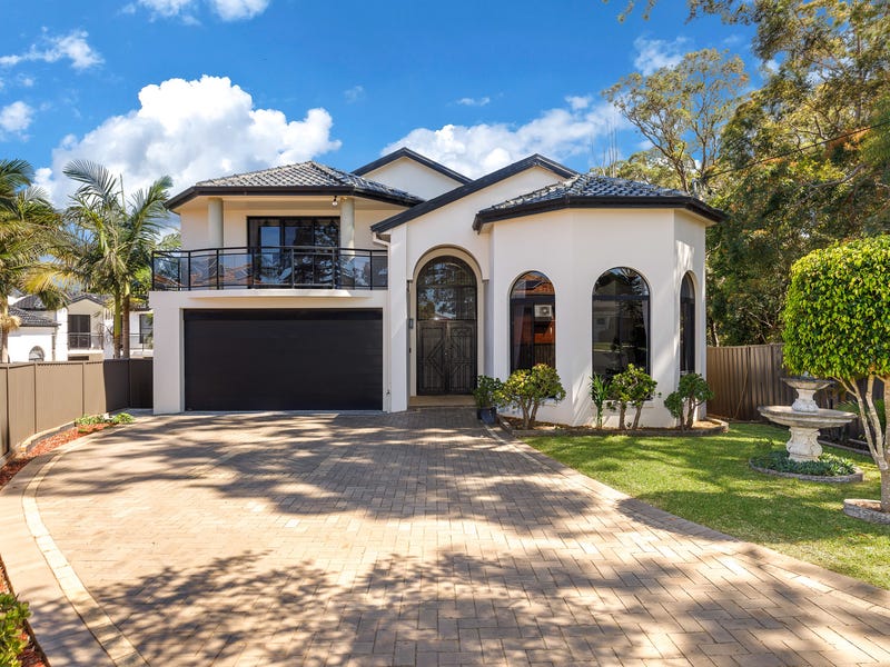 2A Agincourt Road, Marsfield, NSW 2122