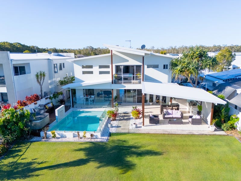 8 North Point Crescent, Pelican Waters, Qld 4551 - House for Sale ...
