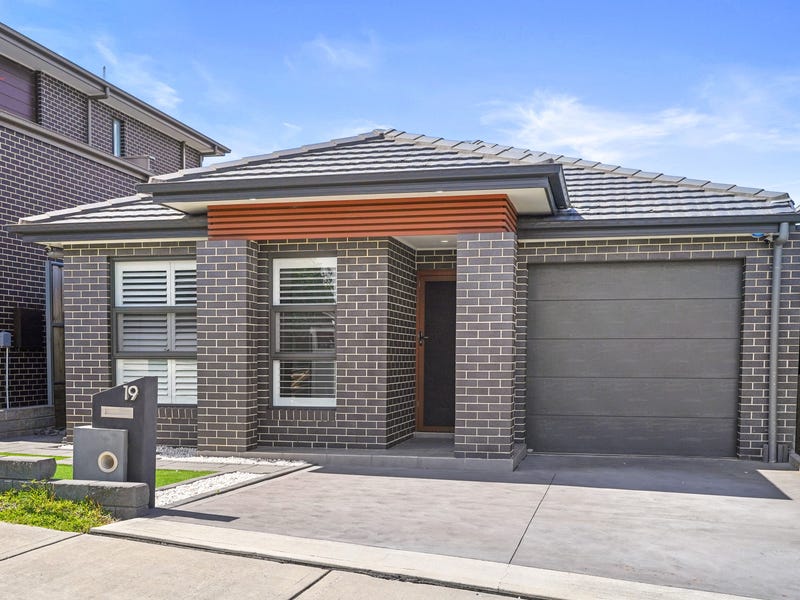 19 Hortyard Drive, Caddens, NSW 2747