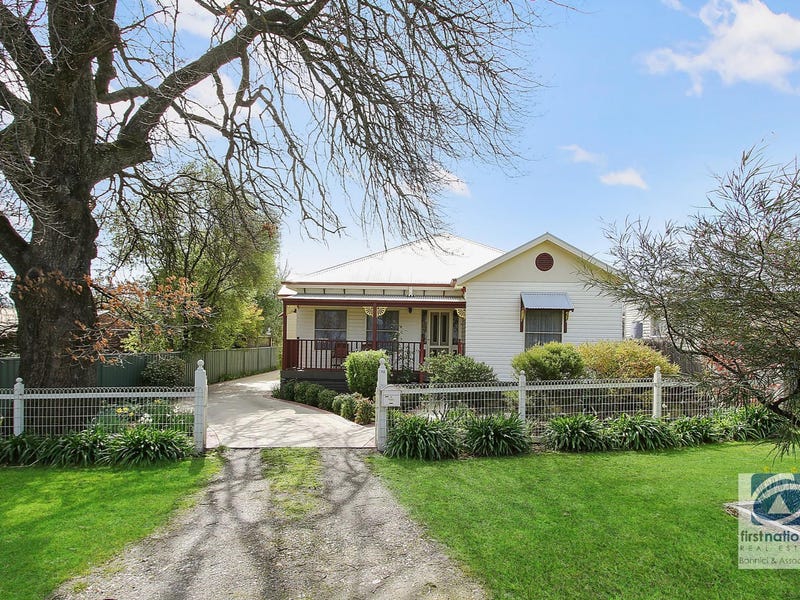 9a Mellish Street, Beechworth, Vic 3747 Property Details