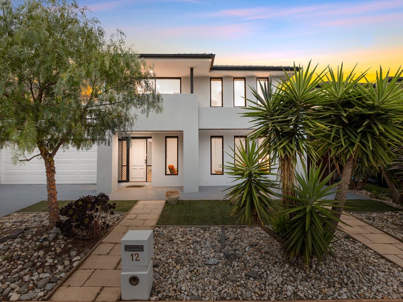 12 South Shore Avenue Sanctuary Lakes Vic 3030 House For Sale Realestate Com Au