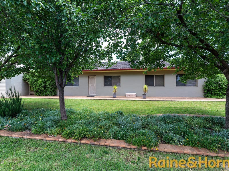 1 Condon Place, Dubbo, NSW 2830 Property Details
