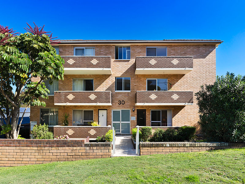 2/30 Foam Street, Freshwater, NSW 2096 Property Details