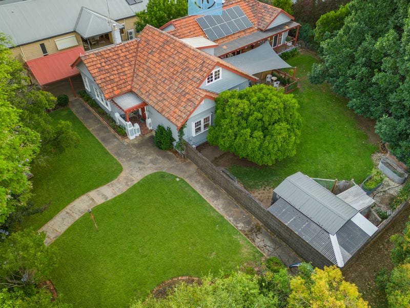 17 Morris Street, Tocumwal, NSW 2714 House for Sale