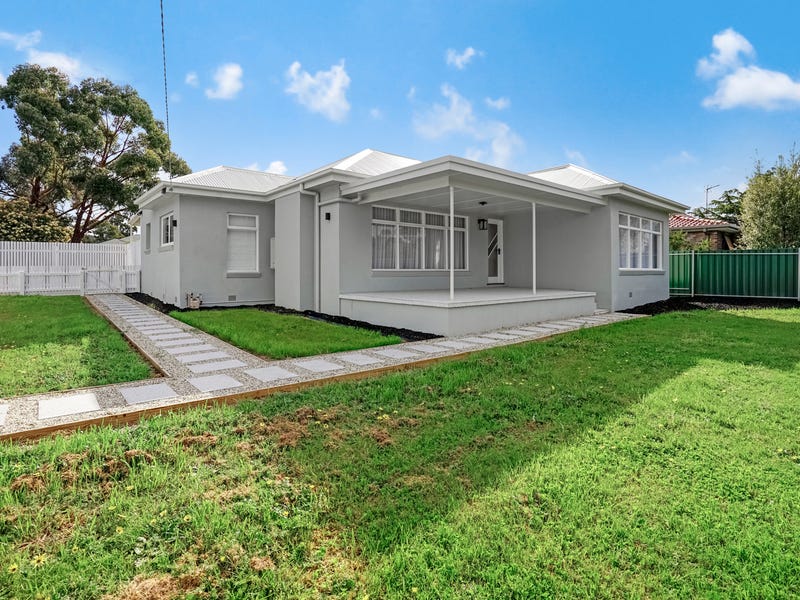 6 Leatherwood Drive, Ararat, Vic 3377 House for Sale