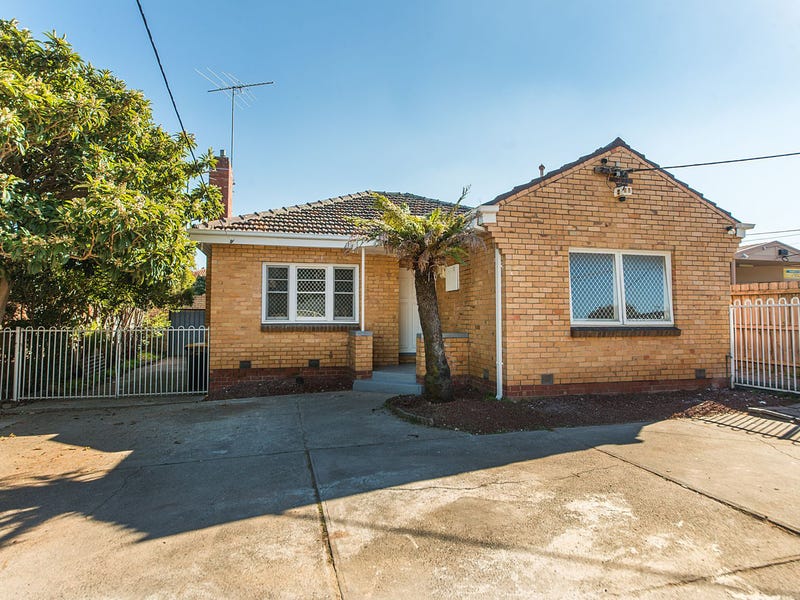 11 Market Street, Dandenong, VIC 3175 - realestate.com.au