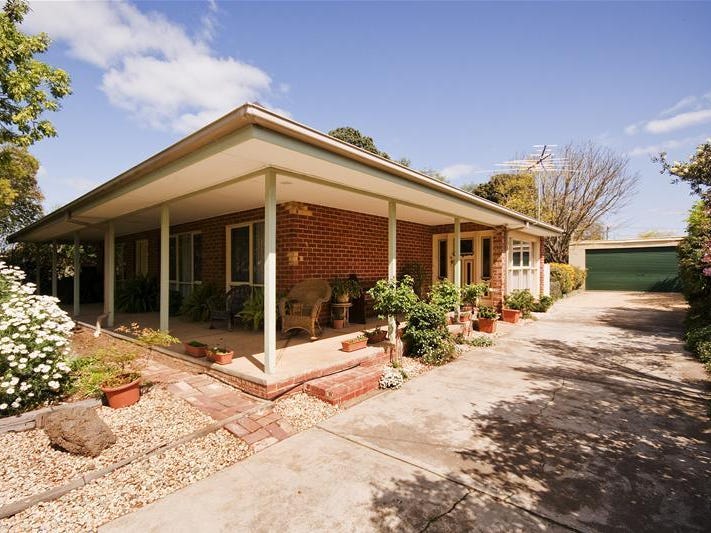 15 College Road, Werribee, Vic 3030 Property Details