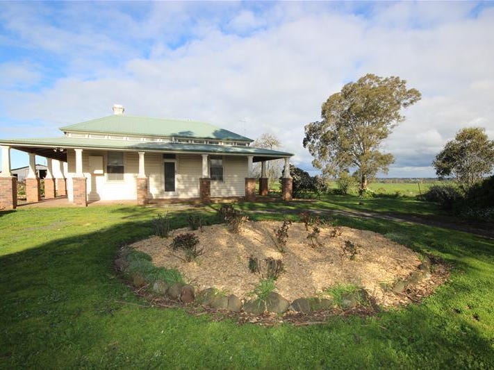 10 Baxters Road, Terang, Vic 3264 Property Details