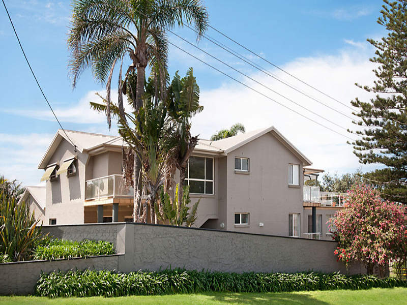 2/5 Dover Road, Wamberal, NSW 2260 Property Details