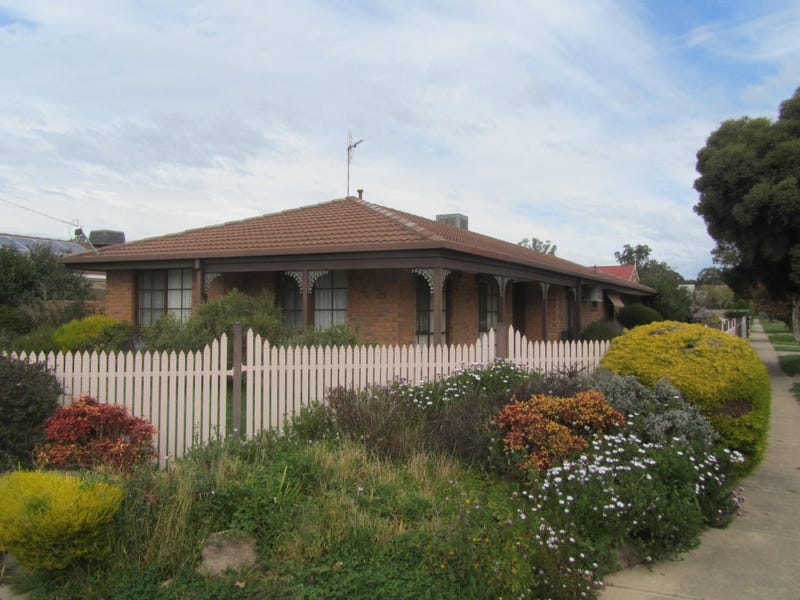 39 Waller St, Benalla, Vic 3672 Property Details