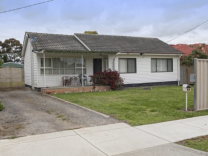 12 McLennan Street, Eumemmerring, Vic 3177 Property Details