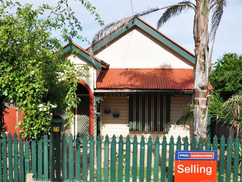 29 Commins Street, Junee, NSW 2663 Property Details