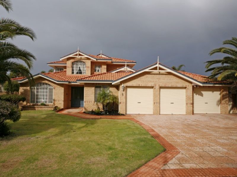 8 Westland Place, Waterford, WA 6152 Property Details