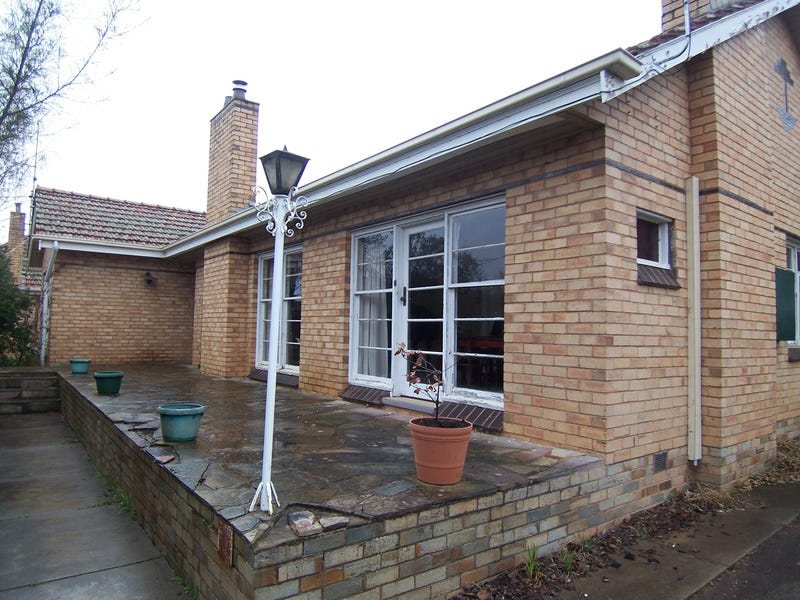 33 Hospital Street, Wedderburn, VIC 3518