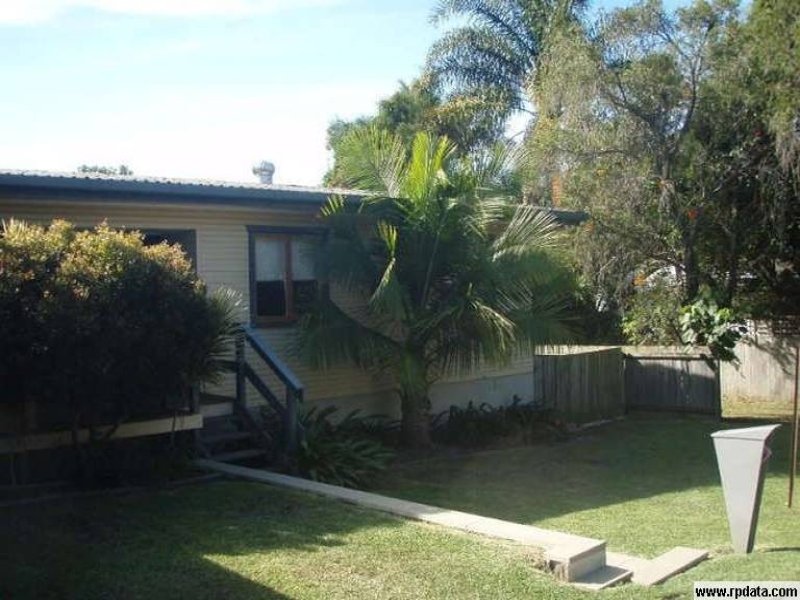 Property 105756646, Labrador, Qld 4215 Property Details