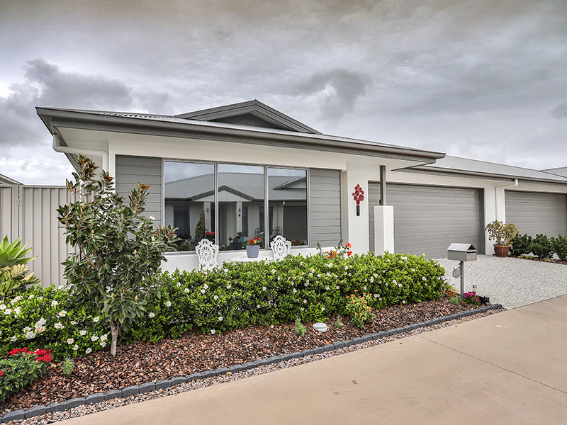 Palm Lake Beachmere Sands 218 Road, Beachmere