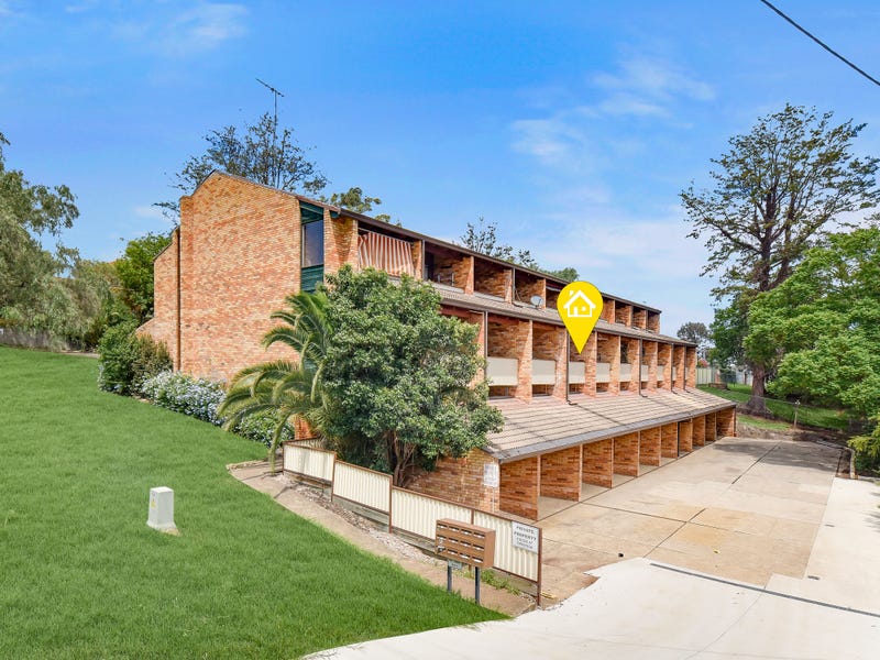 5/49 Sturt Street, Campbelltown, NSW 2560 Townhouse for Sale