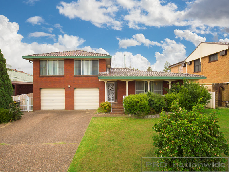 16 Broughton Street, Rutherford, NSW 2320