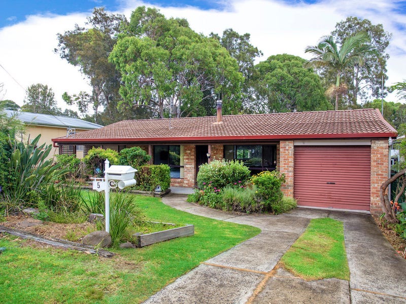 5 Surf Tide Avenue, Bawley Point, NSW 2539