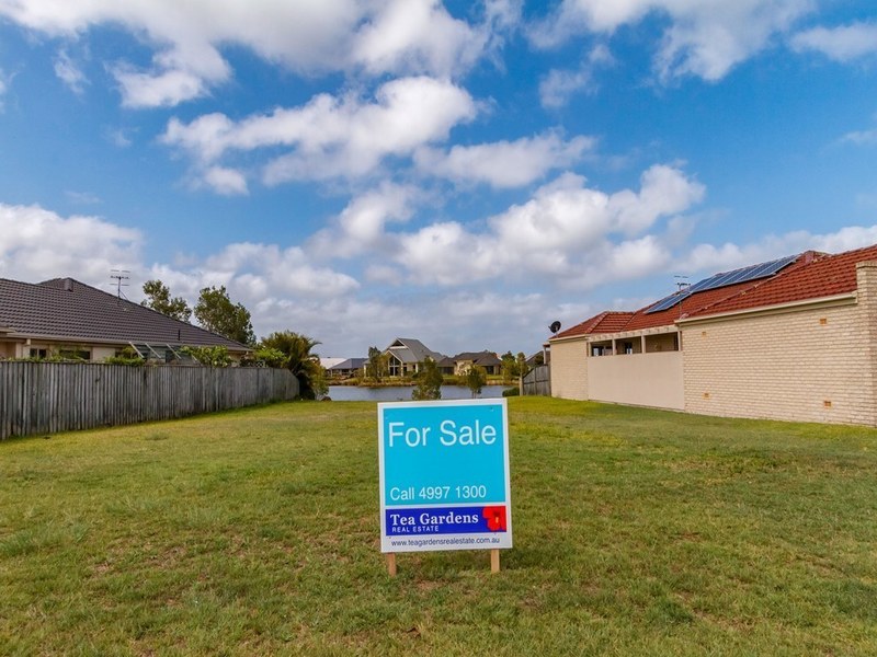 27 Admiralty Avenue, Tea Gardens, NSW 2324