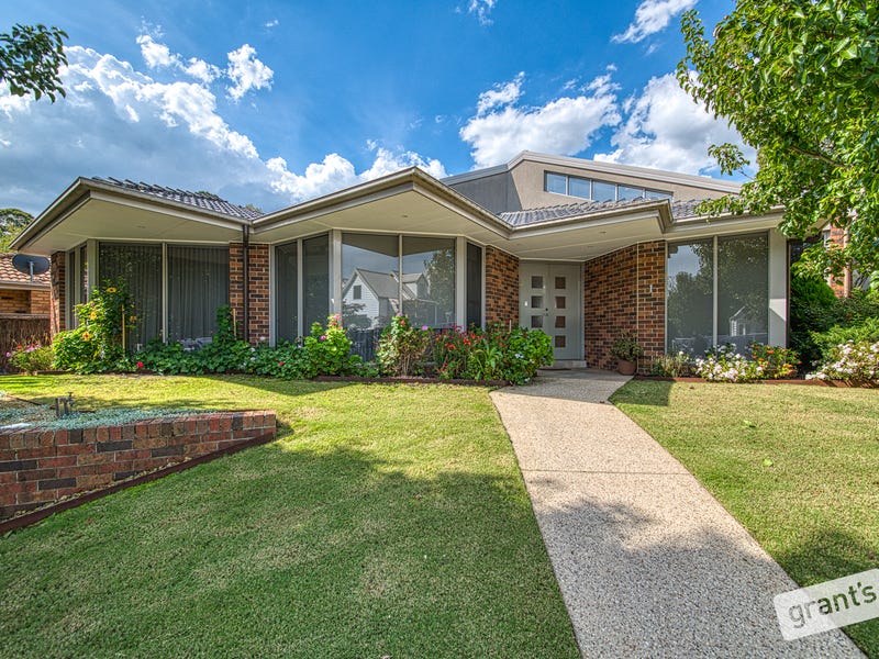 1/48 Langmore Lane, Berwick, VIC 3806
