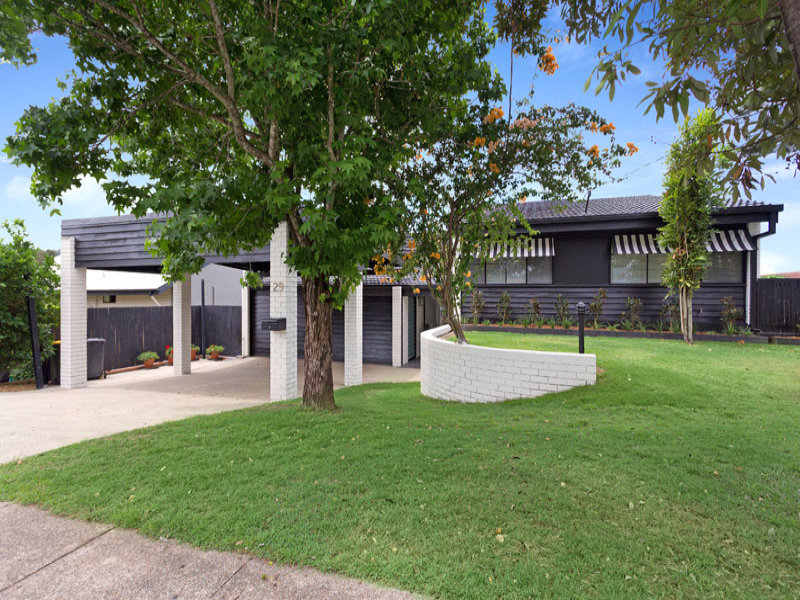 29 Chapel Hill Road, Chapel Hill, QLD 4069