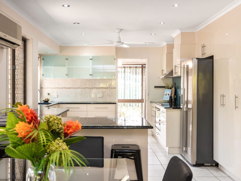 16 Glen Ross Road, Sinnamon Park, QLD 4073