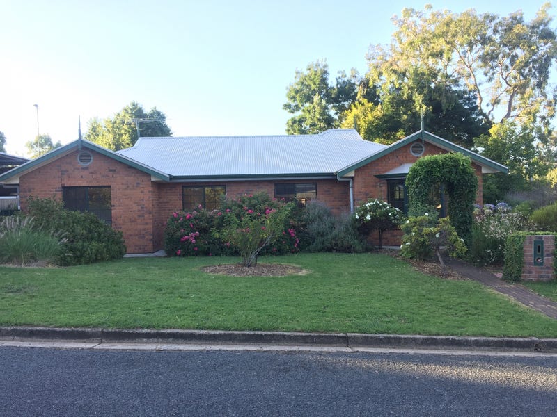 7 Manor Cres, Mount Barker, SA 5251