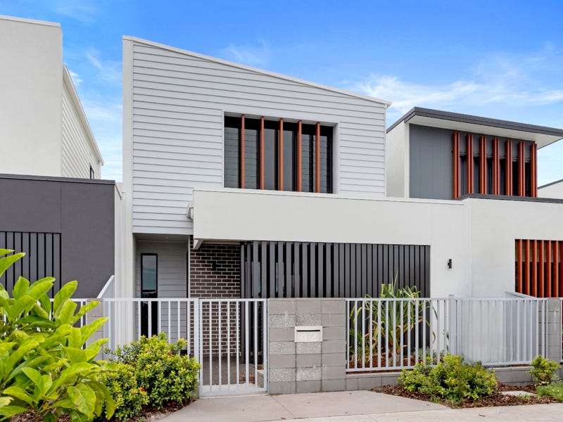 Real Estate & Property for Sale in Pelican Waters, QLD 4551