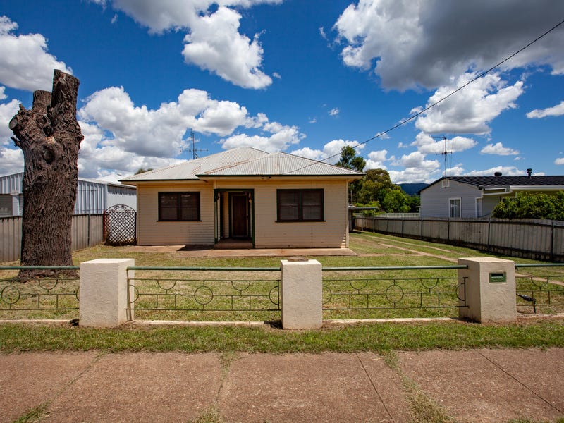 137 Simpson St, Wellington, NSW 2820 Property Details