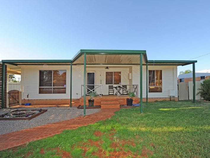 5 Hicks Road, Hannans, WA 6430