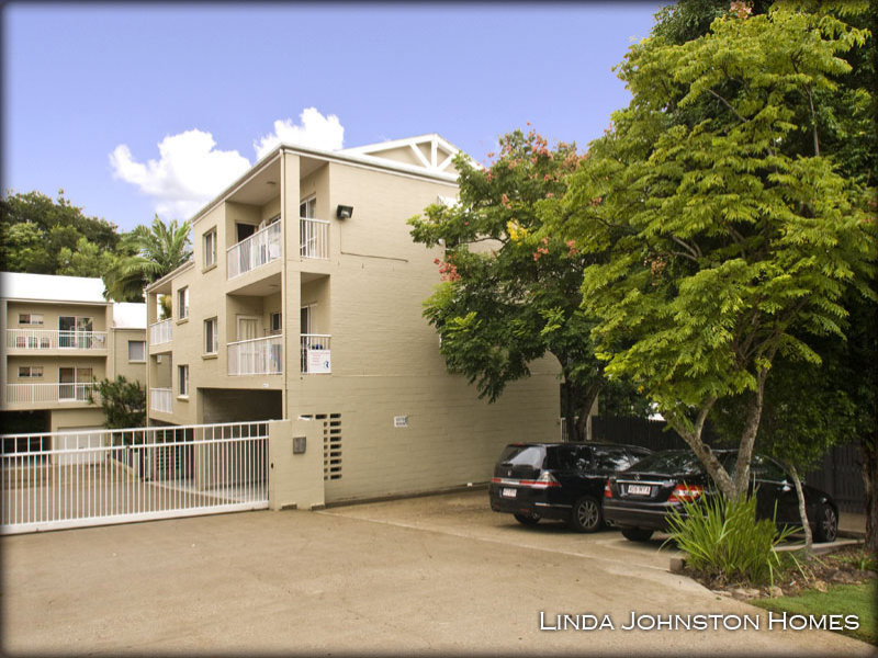 3/8486 Musgrave Rd, Indooroopilly, Qld 4068 Property Details