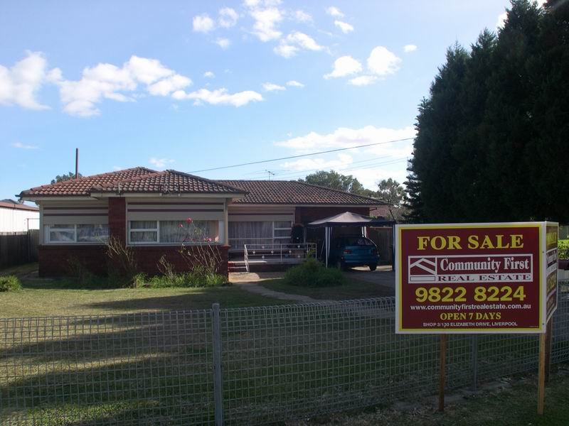 4 Flowerdale Road, Liverpool, NSW 2170