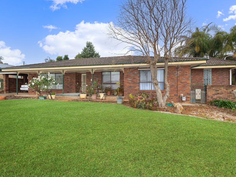 2 Wellingham Place, Temora, NSW 2666 - Property Details